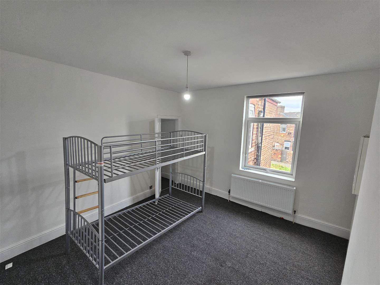 Ashley Lane, Moston, photo 16